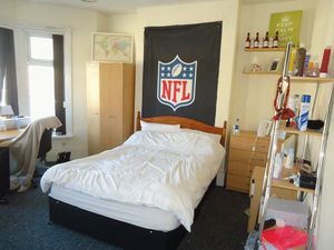 Photo 8- click for photo gallery